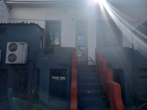 Excelente Casa De Casi 800 M2 Con Entrada Para Vehículos P (ref: Ksk-16)