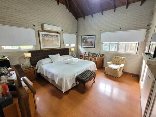 Casa Chalet En Venta, San Diego, Moreno