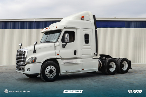 Freightliner Cascadia Ddc Serie 60 475hp Std., 02 Ocup.