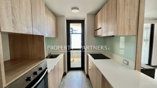 Propiedad En Arriendo En Calle Santa Cristina, Mac...