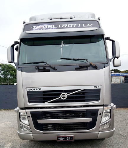 Imagem 4 de 13 de Volvo Fh460