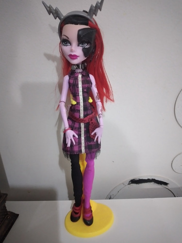 Boneca Monster High Opereta 