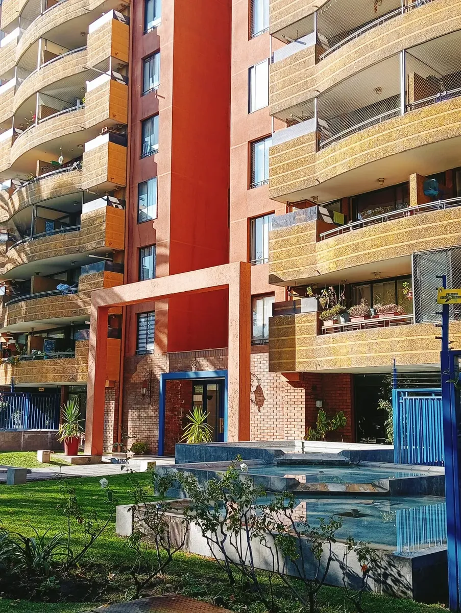Imagen 5 de 7 de Departamento Amplio En Providencia