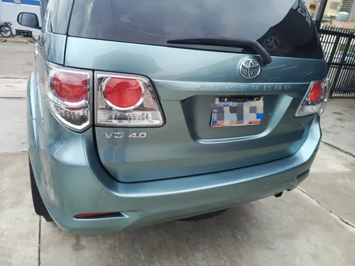 Toyota Fortuner 2012 4x4
