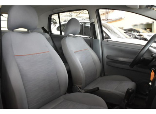 Volkswagen Fox Fox 1.6 MI PLUS 8V FLEX 4P MANUAL