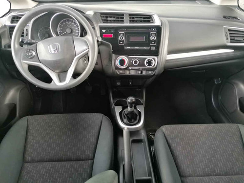 Imagen 14 de 15 de Honda Fit 2016 5p Fun L4/1.5 Man