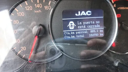 Jac Jrr Furgon Carga Seca Libre De Prenda Financiable Y Aseg