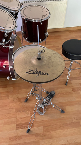 Batería Tama Rhythm Con Extras (Usado)