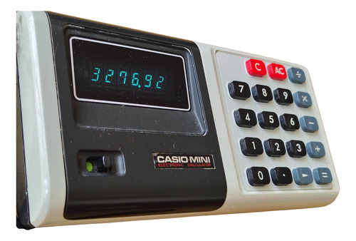 Antigua Calculadora Casio Mini Cm 604 De 1974, Funcionando! Blanco (Usado)