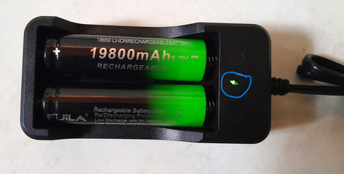 Cargador De Baterias 18650 4.2v 100ma 2 Ranuras A 110v (Usado)