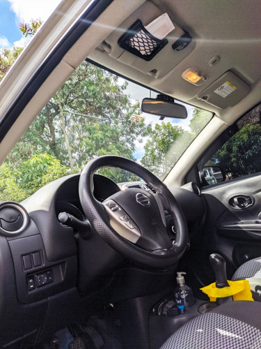 Nissan Versa 2016 1.0 12v S 4p