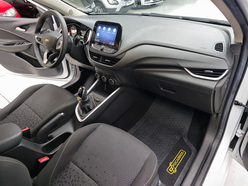 Chevrolet Onix PLUS LTZ 1.0 12V TB FLEX MEC.