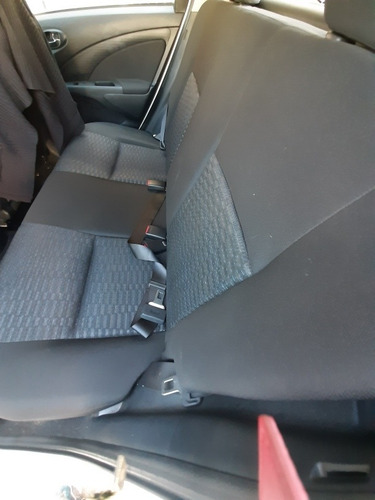 Toyota Etios 1.5 M/t