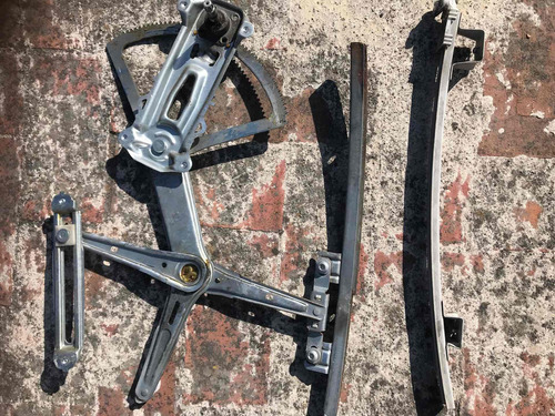 Juego De Elevadores Delanteros Corsa 2004 A 2011 Manuales (Usado)