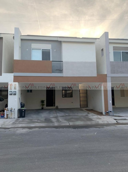 Casa En Venta En Almería, Apodaca, Nuevo León | Metros Cúbicos