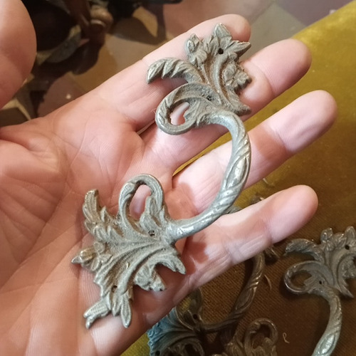 Juego De 6 Herrajes Antiguo Mueble Frances Manijas Plateados (Usado)