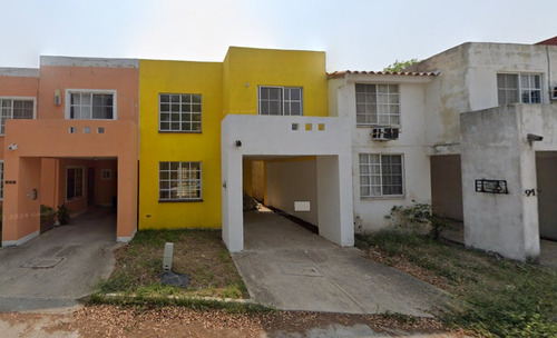 !! Casa En Venta, Propiedad Ya Adjudicada¡¡ (remate) - Calle Prolongacion Cto. Tamaulipeco 944, Miramapolis, Joyas De Miramapolis, 89506 Cd Madero, Tamps.