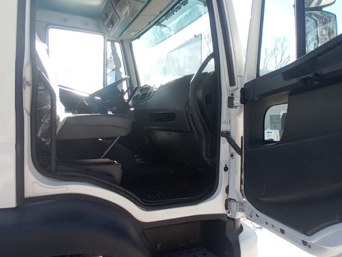 Imagen 8 de 13 de Iveco Tector Iveco Tector 170e28