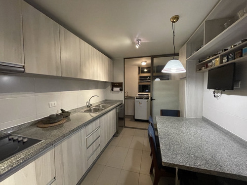 Amplio Departamento-almagro Vista Poniente-excelente Estado