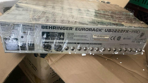 Mezclador Behringer Euracck Ub2222fx-pri