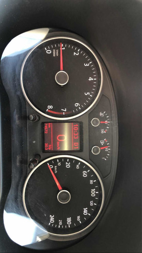 Imagem 9 de 10 de Volkswagen Voyage 1.6 Msi Highline Total Flex I-motion 4p