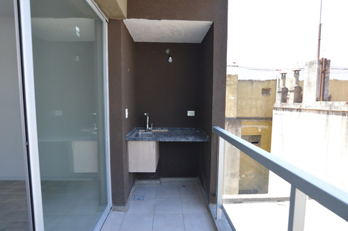 Departamento En Venta En Flores, Capital Federal, Buenos Aires