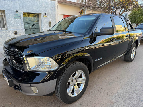 Dodge Ram 1500 Laramie 5.7 V8 4x4