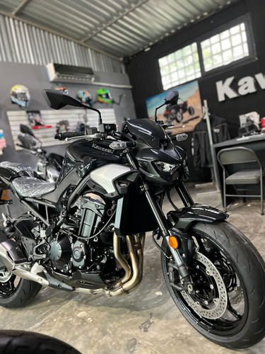 Z900 Abs 2025