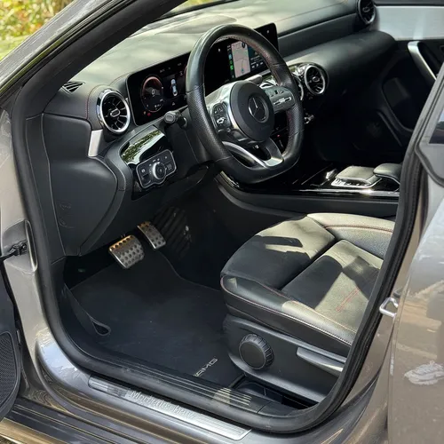 Mercedes-Benz Clase CLA 1.3 Cla 180 Amg Line At