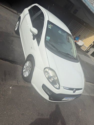 Fiat Punto 1.4 Attractive Pack Top Uconnect