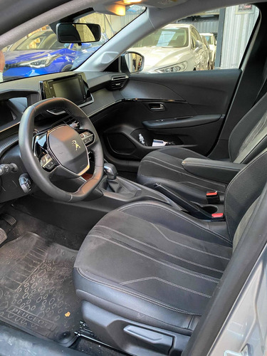 Peugeot 208 1.6 Feline Tiptronic /// 2020 - 8.000km