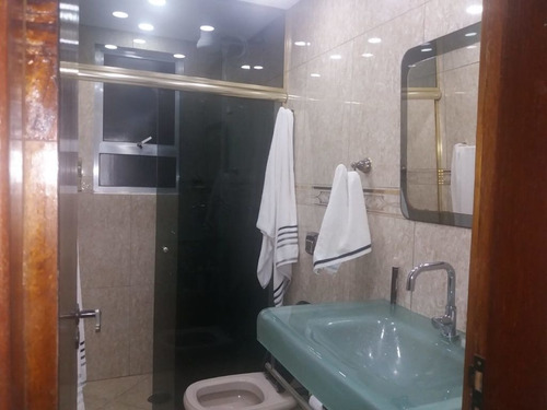 Imagem 8 de 16 de Apartamento À Venda Em Centro - Ap000299