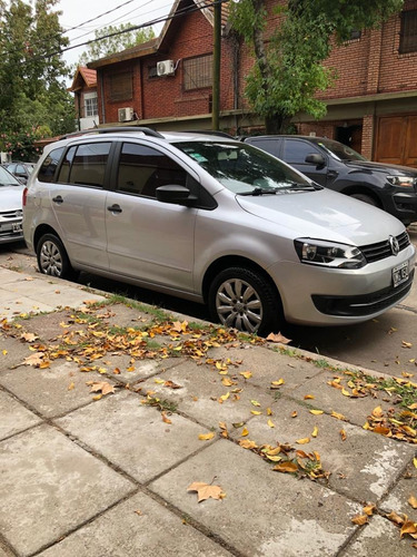 Volkswagen Suran 1.6 Comfortline 101cv 2014