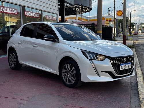 Peugeot 208 1.6 Feline Tiptronic