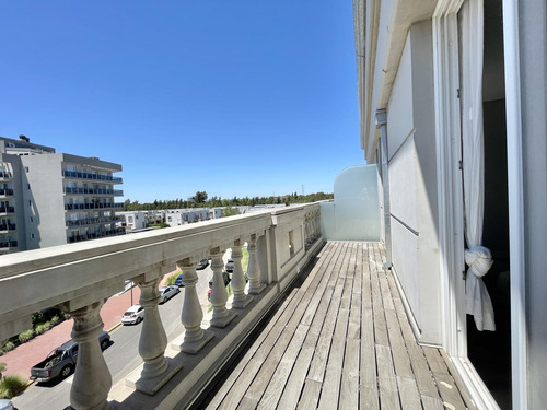 Departamento En Venta En Chateau Del Portal, Nordelta, Tigre