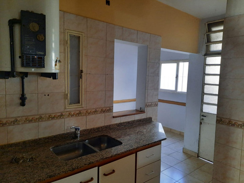 Casa En Venta En Mataderos