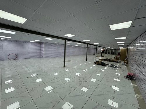 Arriendo Local Comercial 525m2 Con 1180m2 Totales Quillota