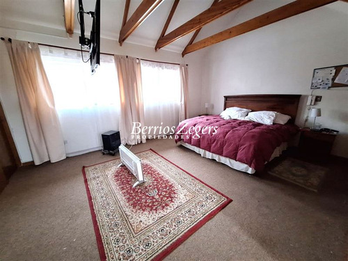 Casa En Venta 4 Dormitorios, Dominicos Antiguo Las Condes