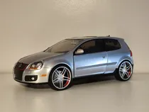 Comprar Volkswagen Golf Jada Escala 1\u002F24. Leer