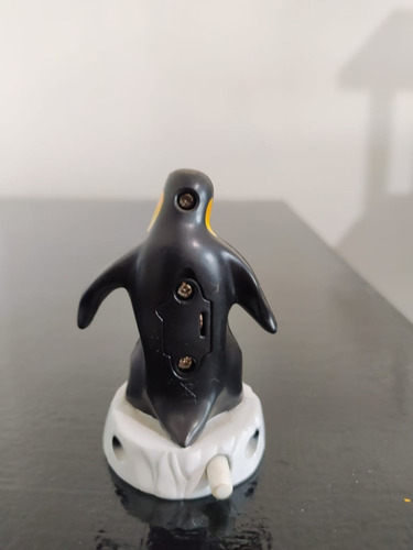 Memphis Happy Feet Pinguinos Burger King Coleccion 2006