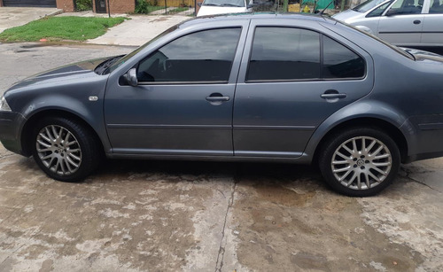 Volkswagen Bora 1.8 Highline T Tiptronic Cuero 2011