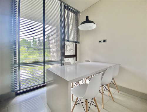 Penthouse Duplex, A Estrenar: San Damián