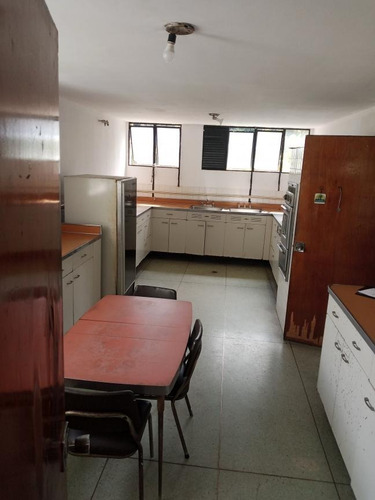 Imagen 2 de 10 de Casa Para Remodelar Al Gusto, Lomas Del Club Hipico