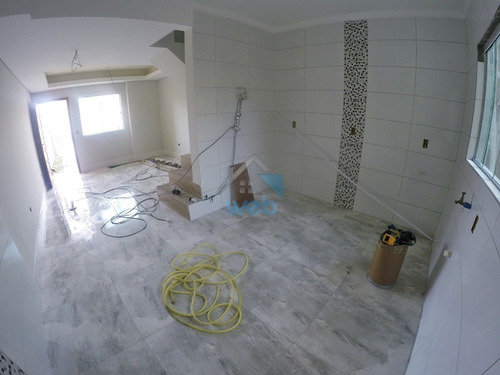 Imagem 18 de 26 de Sobrado À Venda No Bairro Cic, Com Dois Quartos, Sala, Cozinha, Banheiro Social E Edícula Com Churrasqueira E Banheiro, Além De Lindo Acabamento. - Ca02084 - 70728084