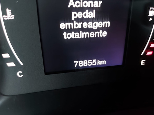 Imagem 15 de 15 de Jeep Renegade 2016 Sport 1.8 Flex Manual Completo