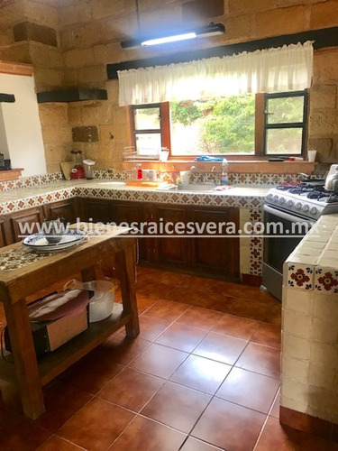 Imagen 2 de 14 de Casa En Venta En Colinas Del Bosque, Querétaro. Antonieta