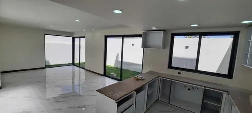 Casa En Venta En Bugambilias, Coto Santa Fe, Zapopan, Jalisco
