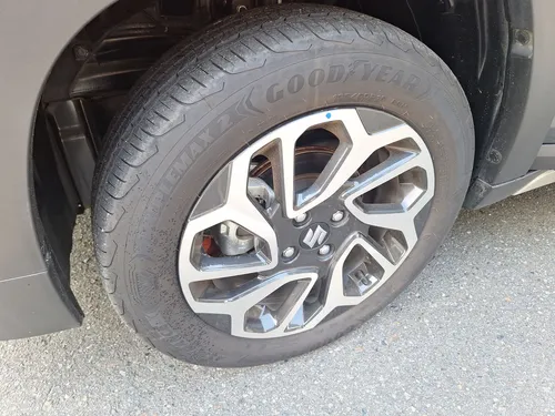 Suzuki Fronx HB 4X2 GLX AT