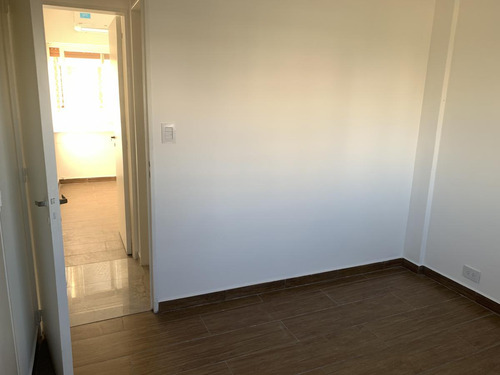 Departamento 3 Ambientes-venta-flores -reciclado A Nuevo-