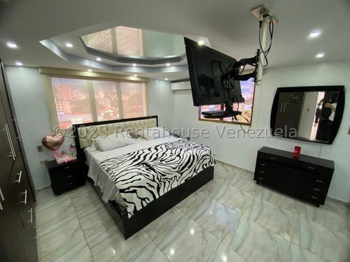 543m2 En Santa Mónica Se Vende Reconocida Clinica Especializada En Cirugía Estética, ' Equipada' , Mls#23-22290